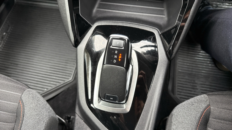 Peugeot 208 1.2 PureTech 100 Active Premium 5dr EAT8 Petrol Hatchback